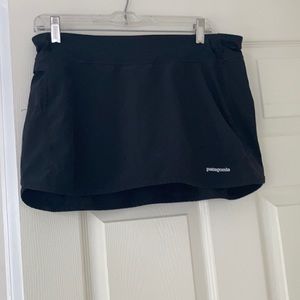 patagonia mini golf/tennis skirt